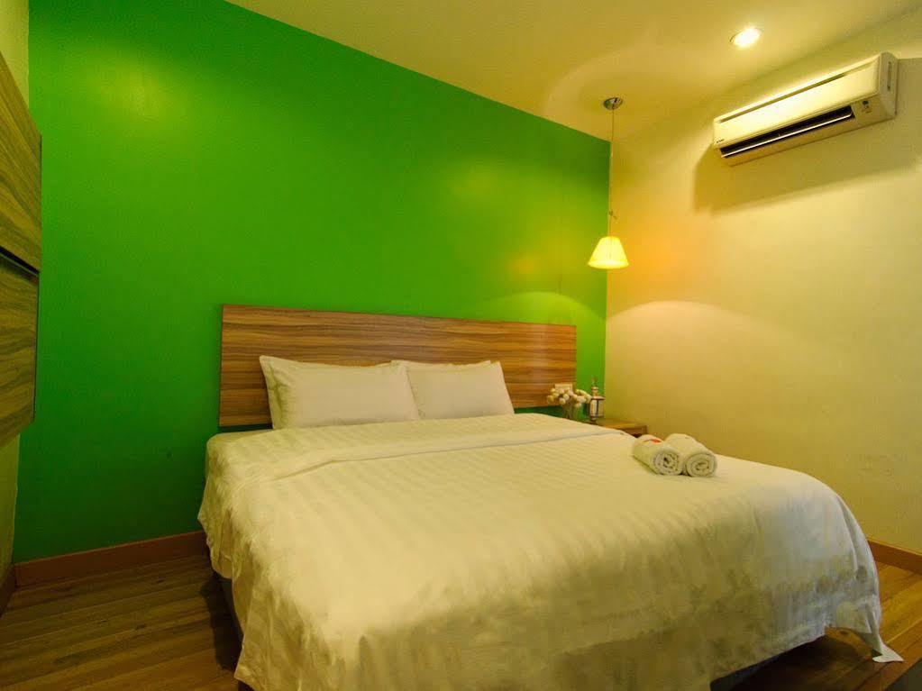 T Hotel Tandop Alor Setar Buitenkant foto