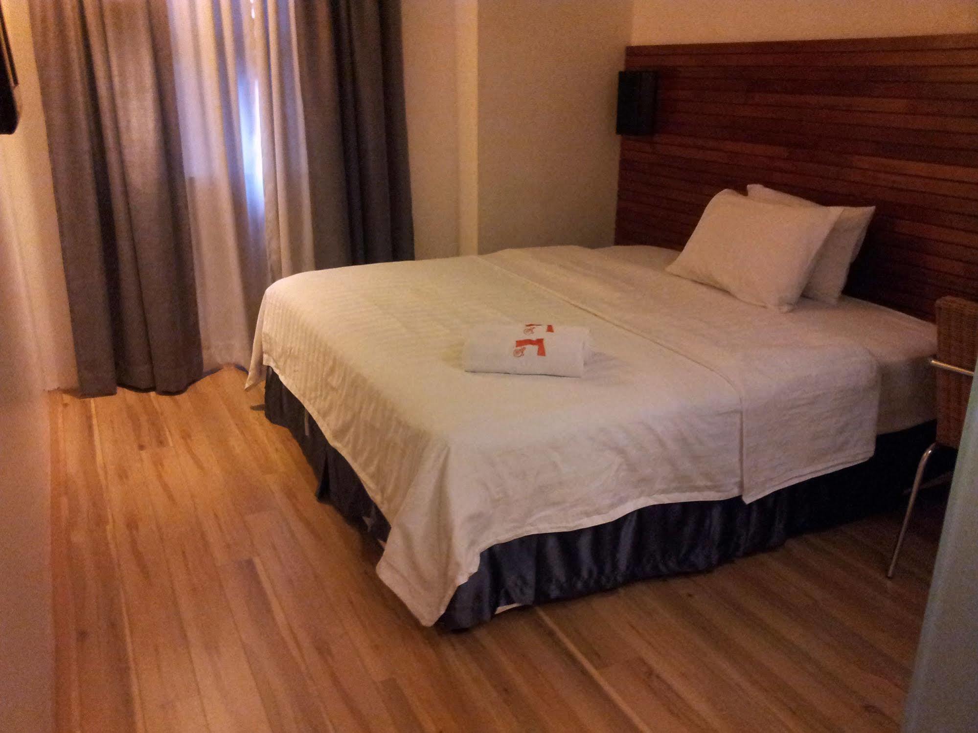 T Hotel Tandop Alor Setar Buitenkant foto