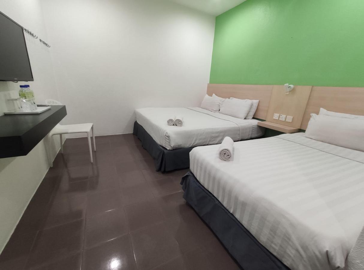 T Hotel Tandop Alor Setar Buitenkant foto