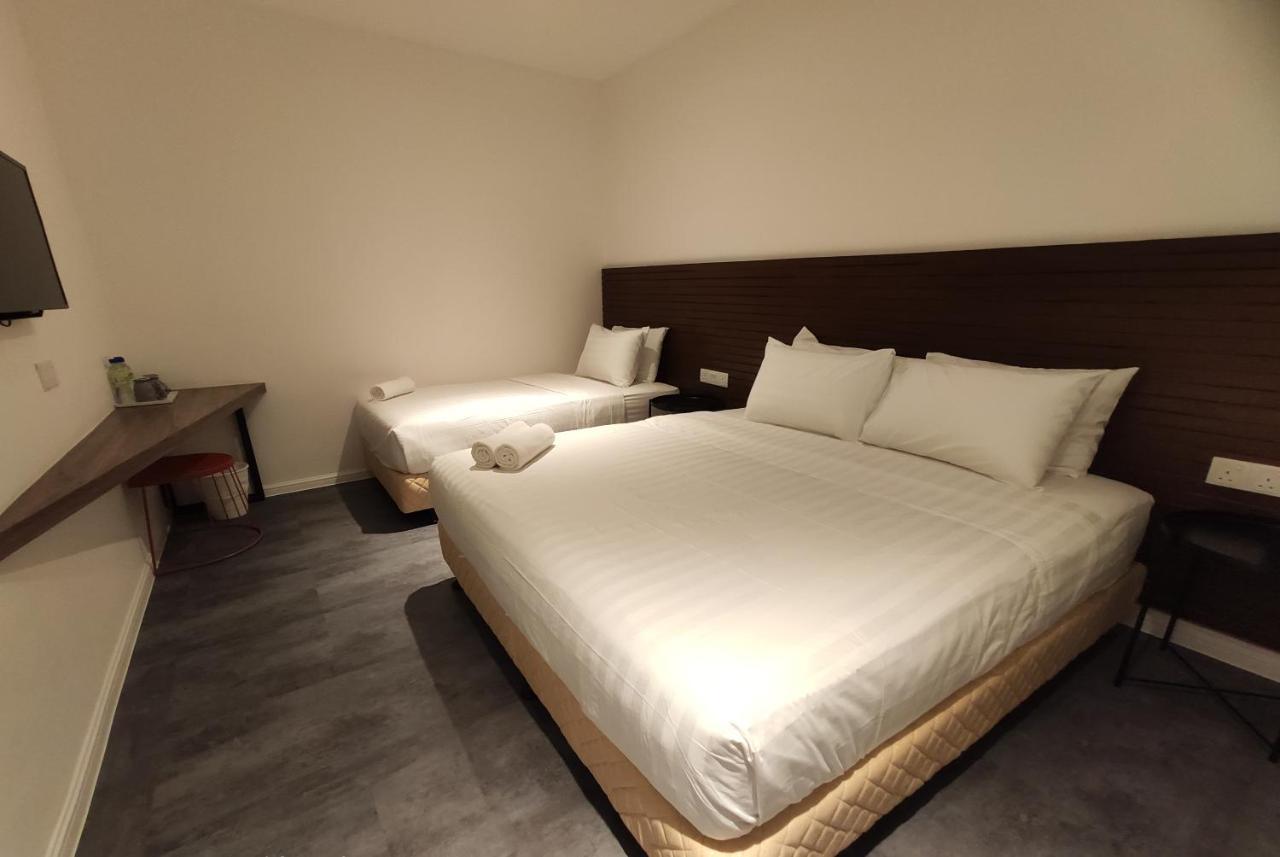 T Hotel Tandop Alor Setar Buitenkant foto