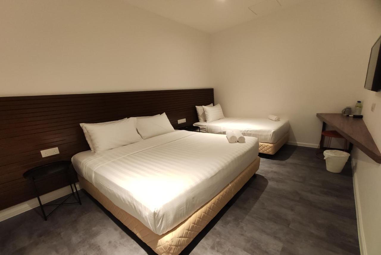 T Hotel Tandop Alor Setar Buitenkant foto