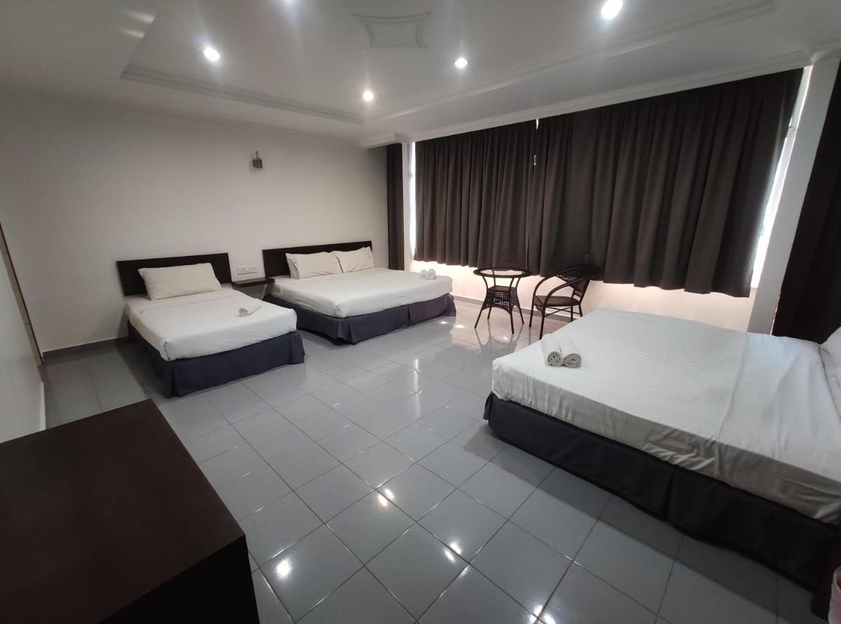T Hotel Tandop Alor Setar Buitenkant foto