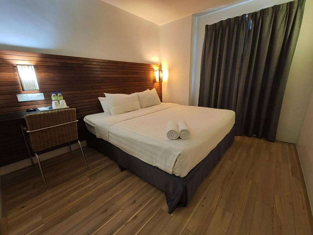 T Hotel Tandop Alor Setar Buitenkant foto